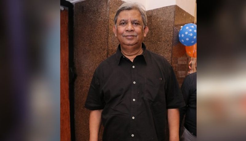 সৌভিকের ভূমিকায় শাশ্বত চট্টোপাধ্যায়ের অভিনয় নতুন করে কিছু বলার নেই। মনে দাগ কাটবে। তার কাছ থেকে আমাদের প্রত্যাশা অনুযায়ী বরাবর অনেক বেশিই পেয়ে এসেছি।