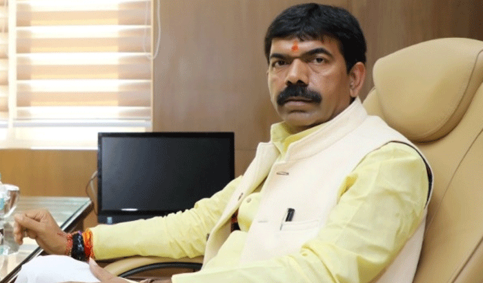floor test in kamalnath government mla faces suspicion midst corona virus fear kpr