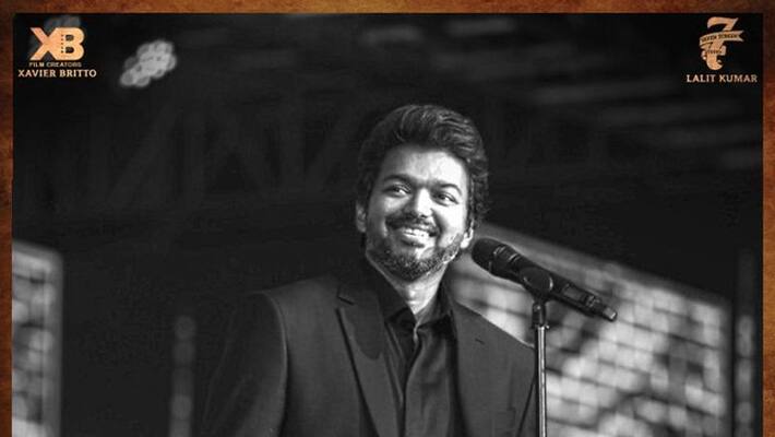 Vijay Took selfie With Master Team Going Viral In Social Media Vijay Took selfie With Master Team Going Viral In Social Media