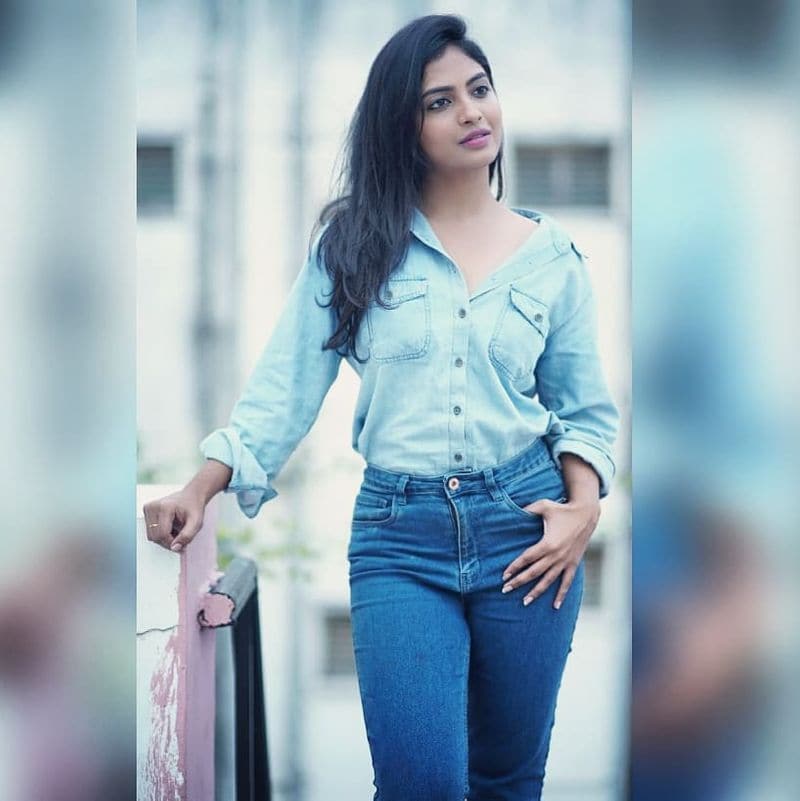 దేత్తడి హారిక.. హాట్ & క్యూట్ ఫొటోస్