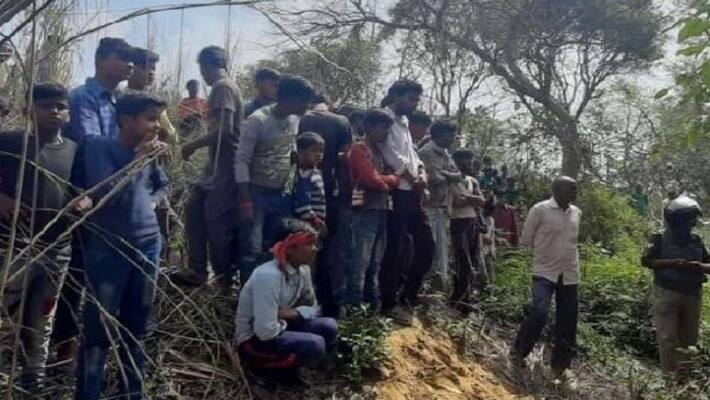 Lover couple hanged themselves to death asa Lover couple hanged themselves to death asa