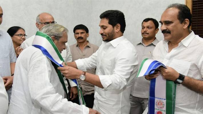 Another Big Shock to TDP... Ex Minister Gade Venkat Reddy Joins YSRCP Another Big Shock to TDP... Ex Minister Gade Venkat Reddy Joins YSRCP