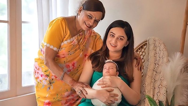 Balika Vadhu actress mahi vij Shares Her Daughter Tara Video KPG