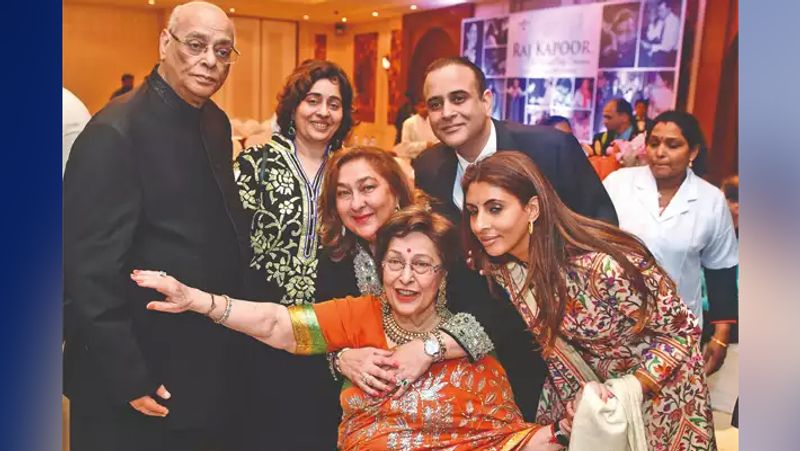Amitabh Bachchan daughter Shweta Bachchan Nanda turns 46 Reveal Why She Did Not Join Bollywood KPJ