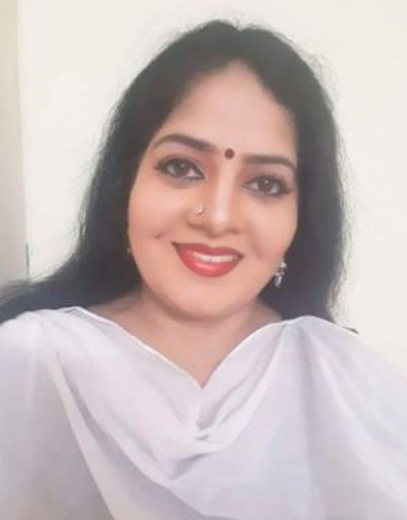 Actress Gayathri Lattest Photo