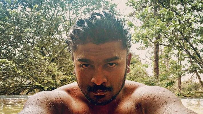 Aadai movie Director Rathnakumar Tweet about janta curfew Aadai movie Director Rathnakumar Tweet about janta curfew
