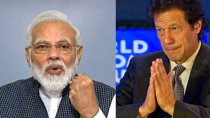 Pakistan PM Imran Khan extends lockdown April 30 Pakistan PM Imran Khan extends lockdown April 30