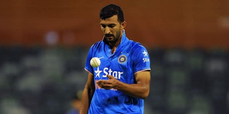 himachal pradesh cricketer rishi dhawan fined for violate curfew