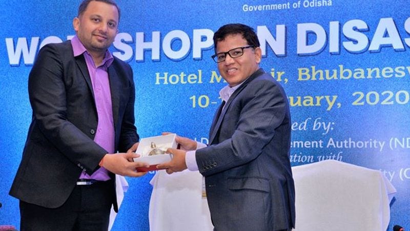 IAS officer Nikunj Dhal joins duty within 24 hours after father's death in Bhuvneshwar kps