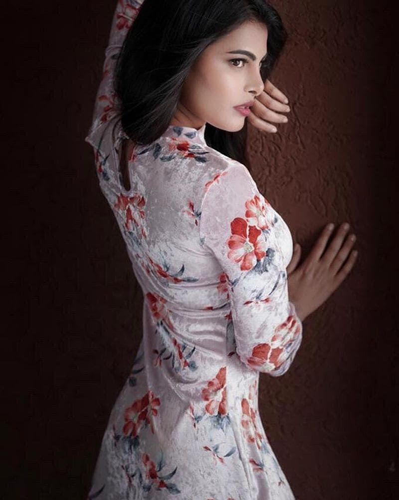 The actress if 28 years old