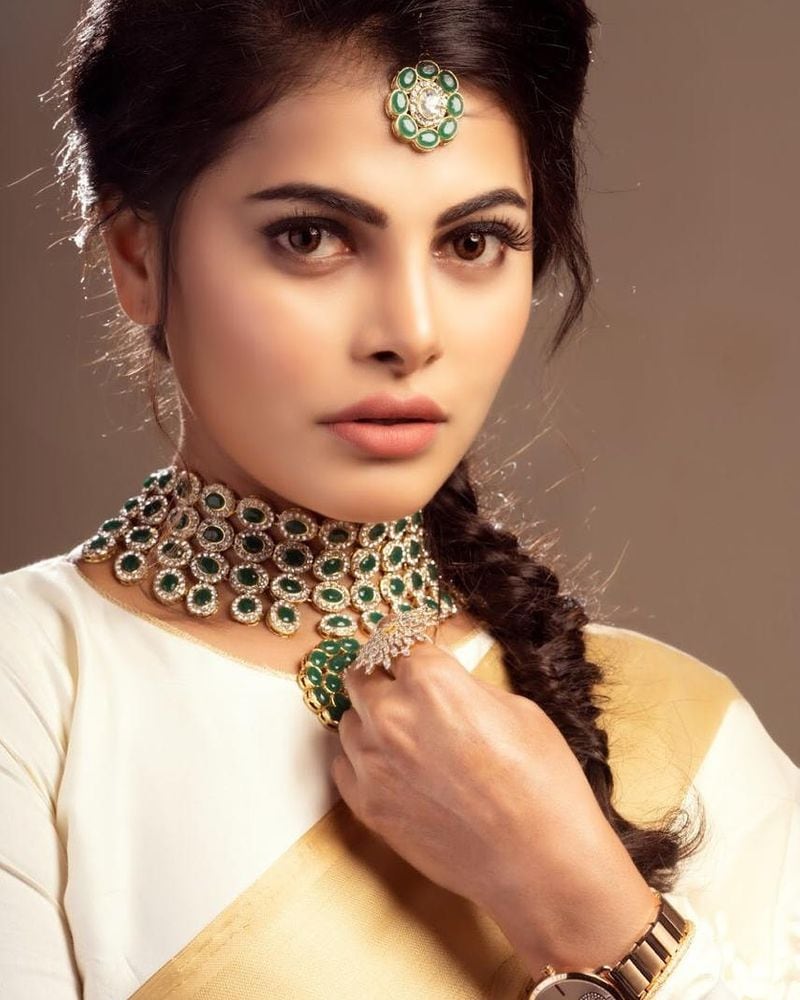 Pavana Gowda did her schooling in Adichunchanagiri