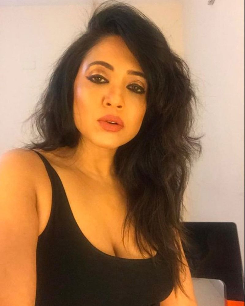 Actress Rii Sen is still hot in her 40's