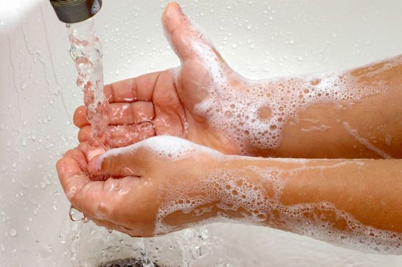 corona virus outbreak cautions you should not touch face by following these tips kpt