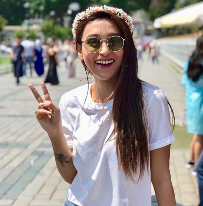 Mimi Chakraborty takes a long drive in between shoot in London ADB