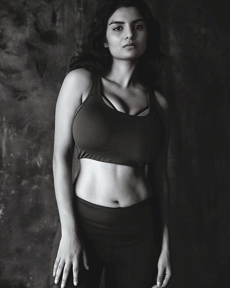 Actress Anveshi Jain Latest Hot Clicks