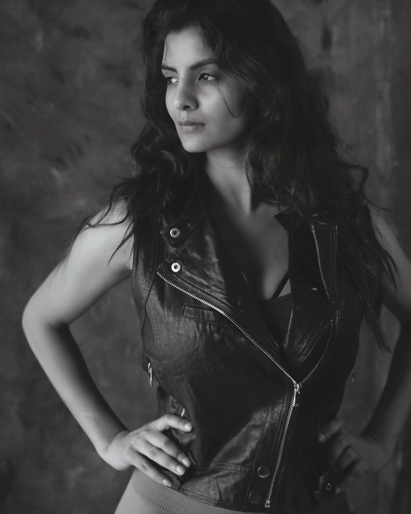 Actress Anveshi Jain Latest Hot Clicks