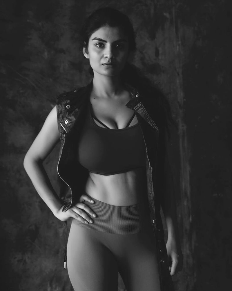 Actress Anveshi Jain Latest Hot Clicks