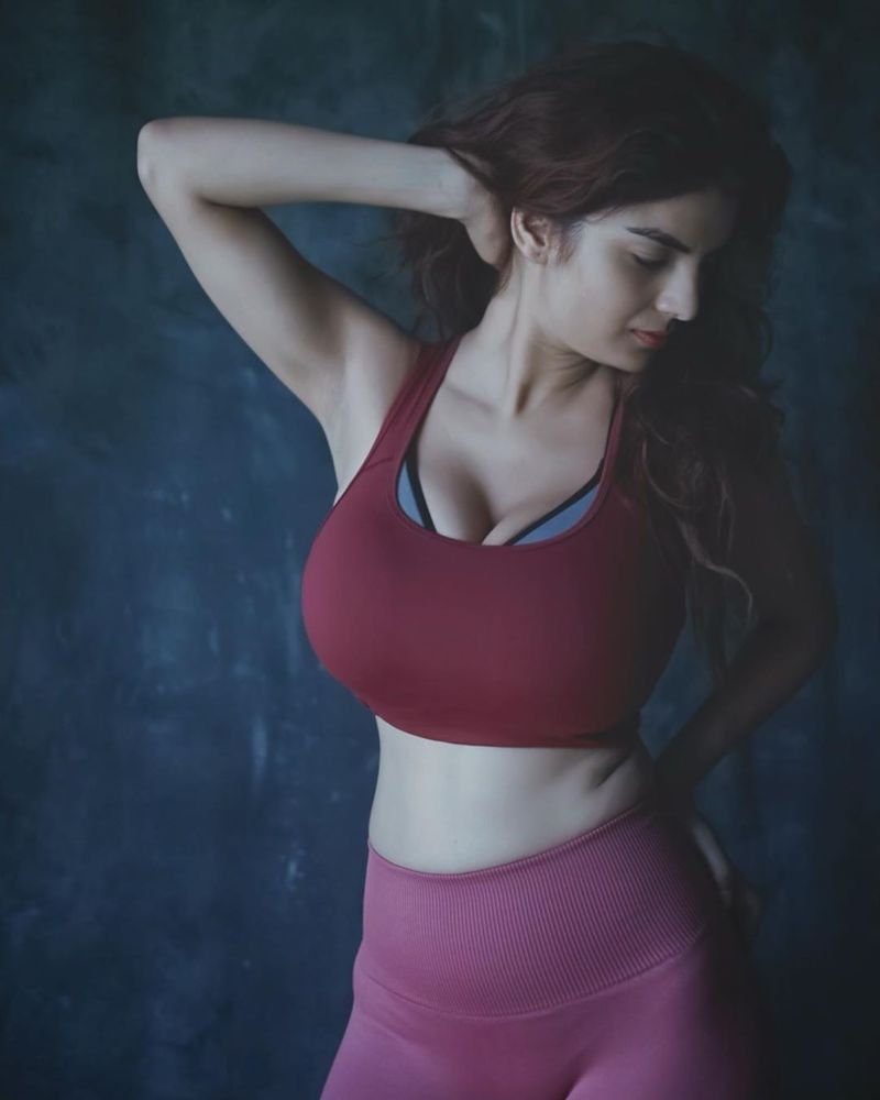 Actress Anveshi Jain Latest Hot Clicks