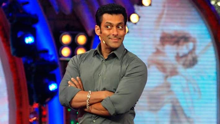 Coronavirus: Salman Khan takes family to Panvel farmhouse amidst 21-day lockdown Coronavirus: Salman Khan takes family to Panvel farmhouse amidst 21-day lockdown