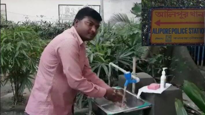 Police stations of kolkata started using mask in corona phobia Police stations of kolkata started using mask in corona phobia