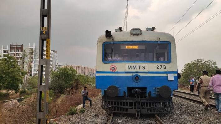 MMTS Train Stopped at Begumpet in Hyderabad MMTS Train Stopped at Begumpet in Hyderabad
