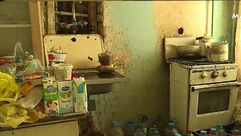 Family collected 1300 litre urine in bottles for a year inside flat kph