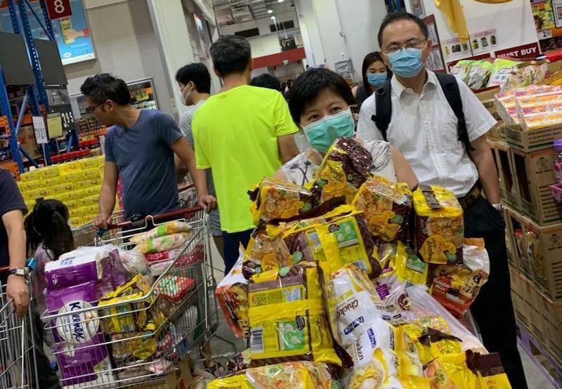 Couples buying Condoms got out of stock during corona virus lockdown kph