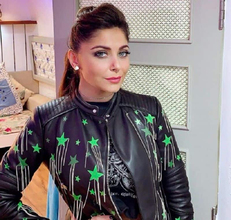Singer Kanika Kapoor conceals trip to London, attends party, ends up testing positive for Covid-19