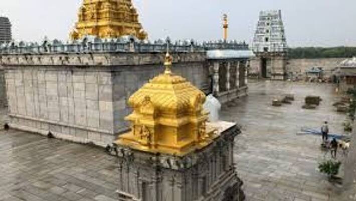 TTD Opens Online Ticket Booking For Vaikunta Ekadashi Special Darshan ...