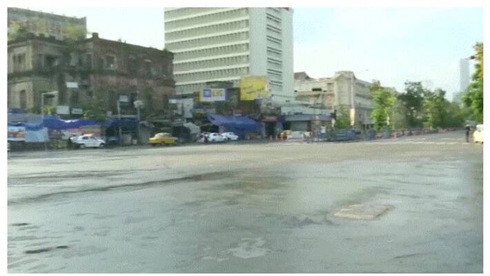 People stay indoors in kolkata as Janata Curfew begins People stay indoors in kolkata as Janata Curfew begins