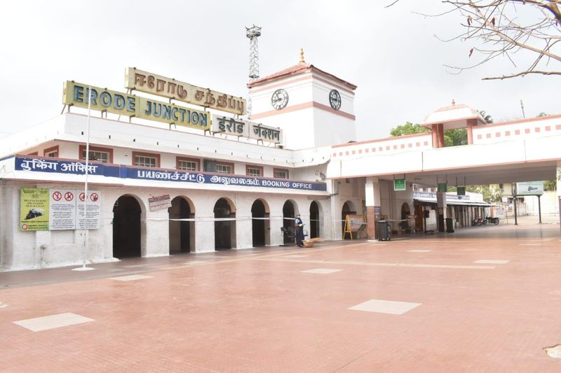 வெறிச்சோடிய தமிழக சாலைகள்