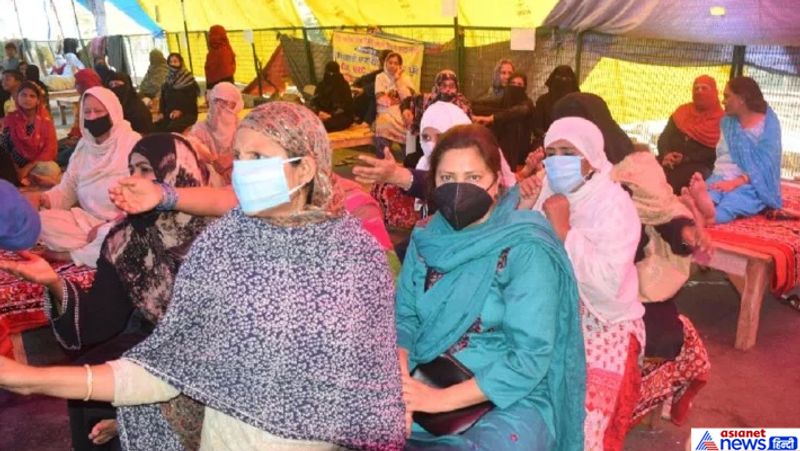 इस कानून के विरोध में भारत के कई इलाकों में हिंसक विरोध प्रदर्शन भी हुए थे। उत्तर प्रदेश, प बंगाल, असम, दिल्ली में कई जगहों पर हिंसक प्रदर्शन भी देखने को भी मिले।