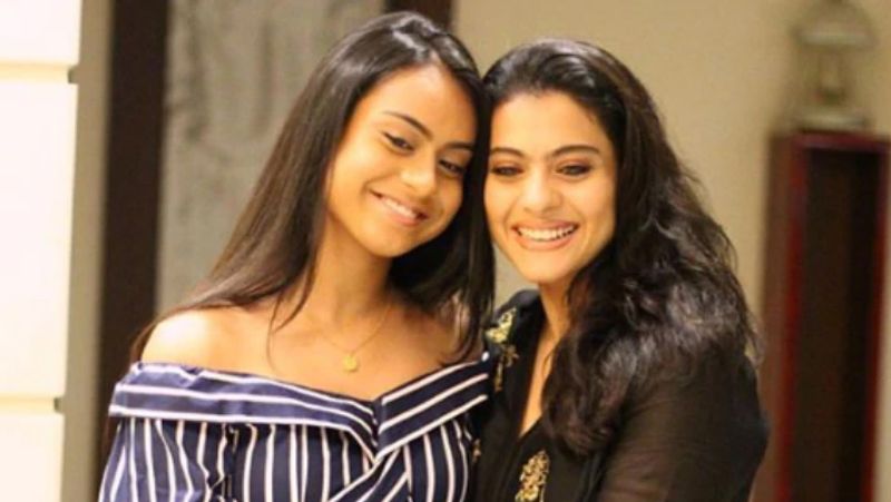 মা-বাবা পেশা হিসেবে অভিনয়কে বেছে নিলেও মেয়ের স্বপ্ন বিশ্ববিখ্যাত শেফ হওয়ার, তেমনটাই জানিয়েছেন কাজলকন্যা নাইসা।