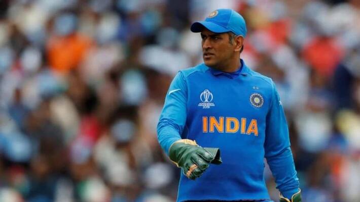 MS Dhoni wants to make 30 lakhs from cricket for Retirement life says wasim jaffer MS Dhoni wants to make 30 lakhs from cricket for Retirement life says wasim jaffer