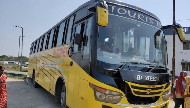 ১৯৭২ সালের ২৫ জুলাই লন্ডন থেকে যাত্রী নিয়ে ছেড়ে যাওয়া বাসটি কলকাতায় পৌঁছায় একই বছরের ১১ সেপ্টেম্বর। অর্থাৎ সে সময় লন্ডন থেকে কলকাতা যেতে লেগেছিল ৪৯ দিন। ষাটের ওই বাসে কিছু বাড়তি 'বিলাসবহুল সার্ভিস'ও ছিল। যেমন- লোয়ার ডেকে একটি রিডিং ও ডাইনিং রুম, আলাদা আলাদা স্লিপিং বাঙ্ক, যাত্রীদের উষ্ণতা দিতে ফ্যান হিটার, এবং দীর্ঘ এ যাত্রাপথে বাসের ভেতর বাড়ির অনুভূতি দিতে চমৎকার সাজসজ্জা।