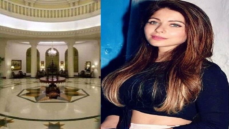 Youth stops with Kanika Kapoor at Hotel Taj, UP police searching asa