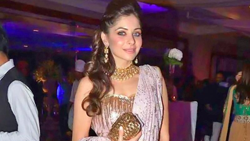 Coronavirus patient kanika kapoor not support for Medical staff KPG