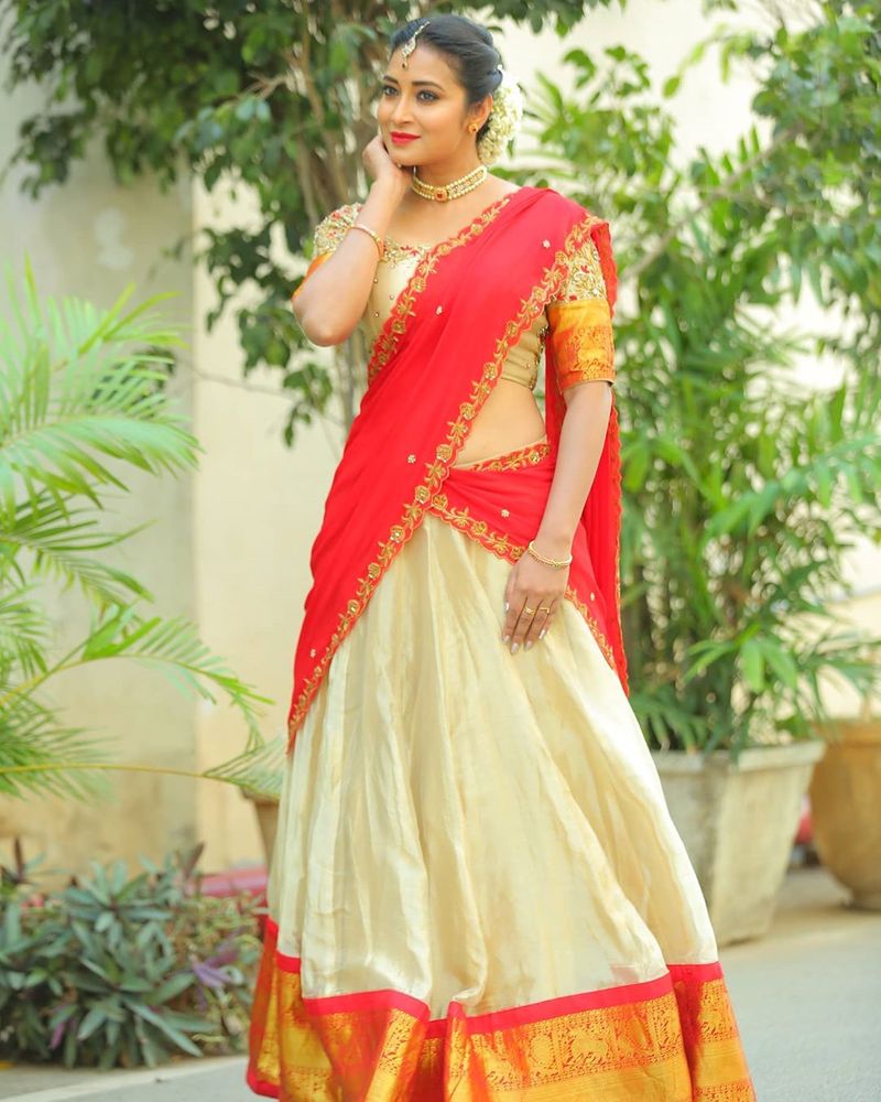 Bigg Boss beauty Bhanu sree half saree look