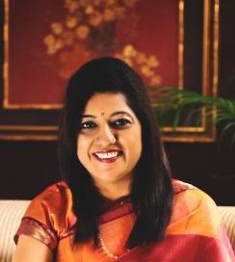 she failed in school then won gold medal in college ias officer anju sharma cracked upsc first attempt ias success story kpt