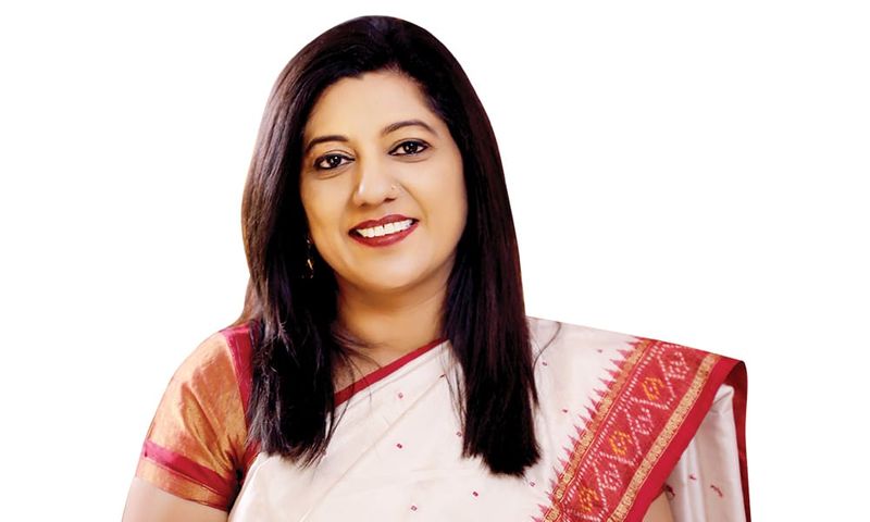 she failed in school then won gold medal in college ias officer anju sharma cracked upsc first attempt ias success story kpt