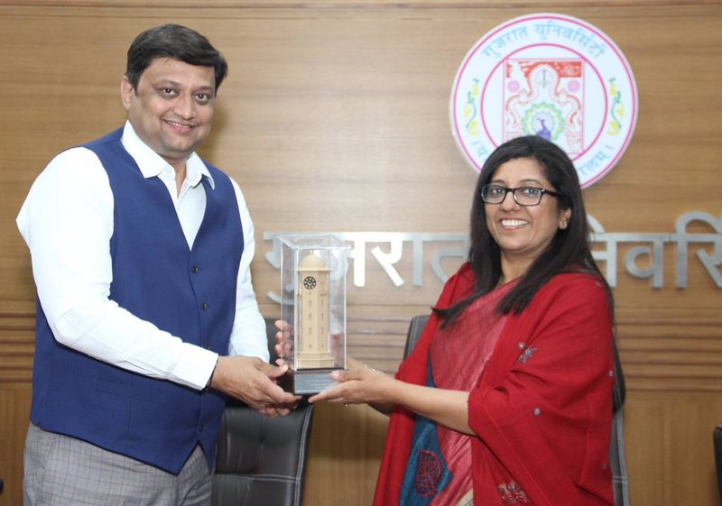 she failed in school then won gold medal in college ias officer anju sharma cracked upsc first attempt ias success story kpt