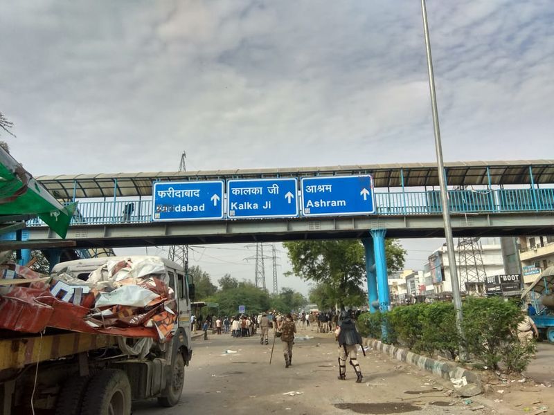 covid 19 police stop citizenship protest at shaheen bagh photo story