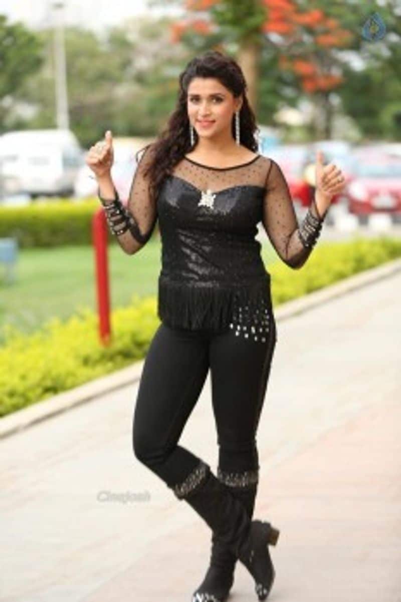 Barbie Handa