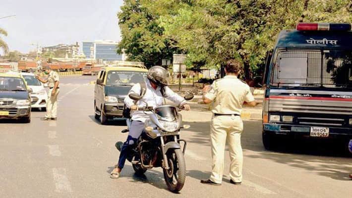 More than 100 cases registered for violation of curfew in Mumbai, action on 53 shops including 6 hotels kpm More than 100 cases registered for violation of curfew in Mumbai, action on 53 shops including 6 hotels kpm
