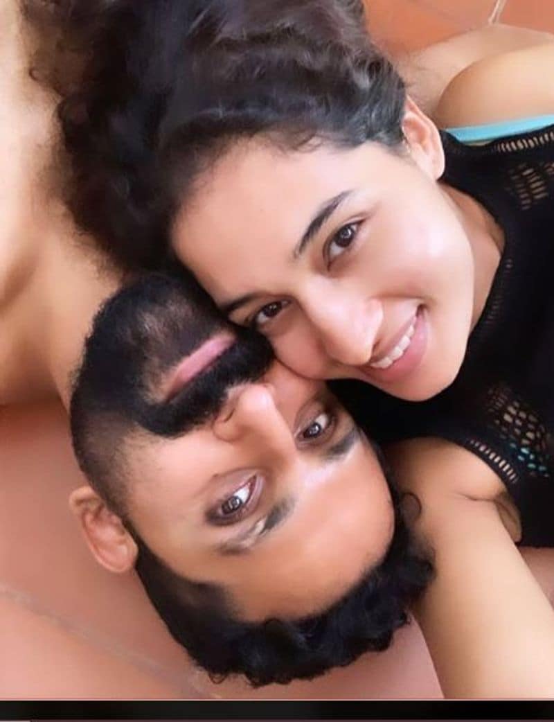 Actress Pooja Hot Clicks