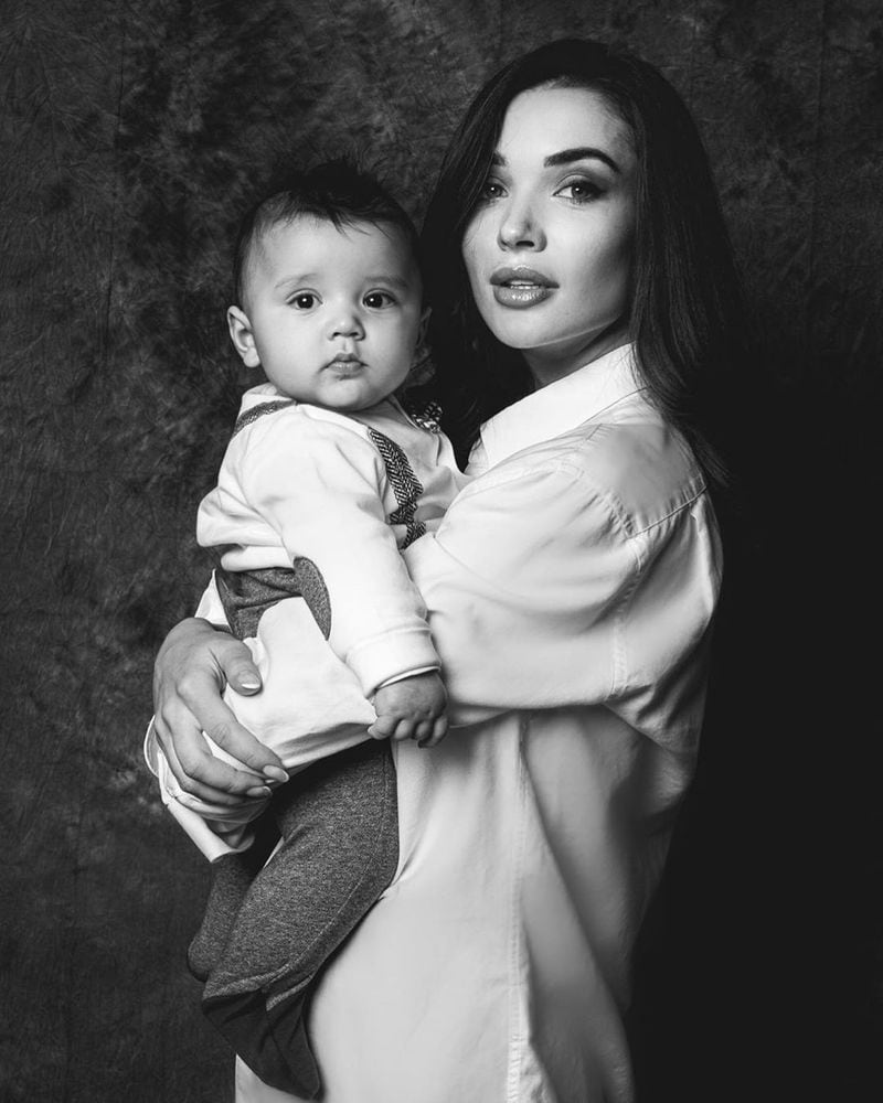 Amy jackson shares quarantine picture with her son