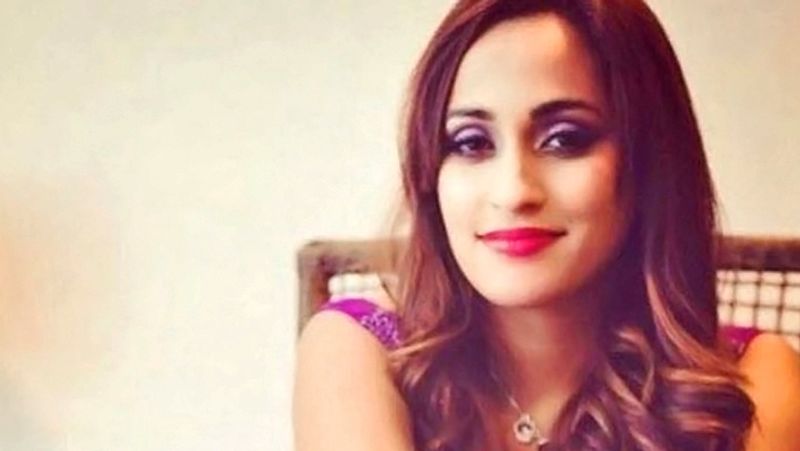 Shweta pandit stuck in italy and Soundarya Sharma in Los Angeles due to coronavirus KPG