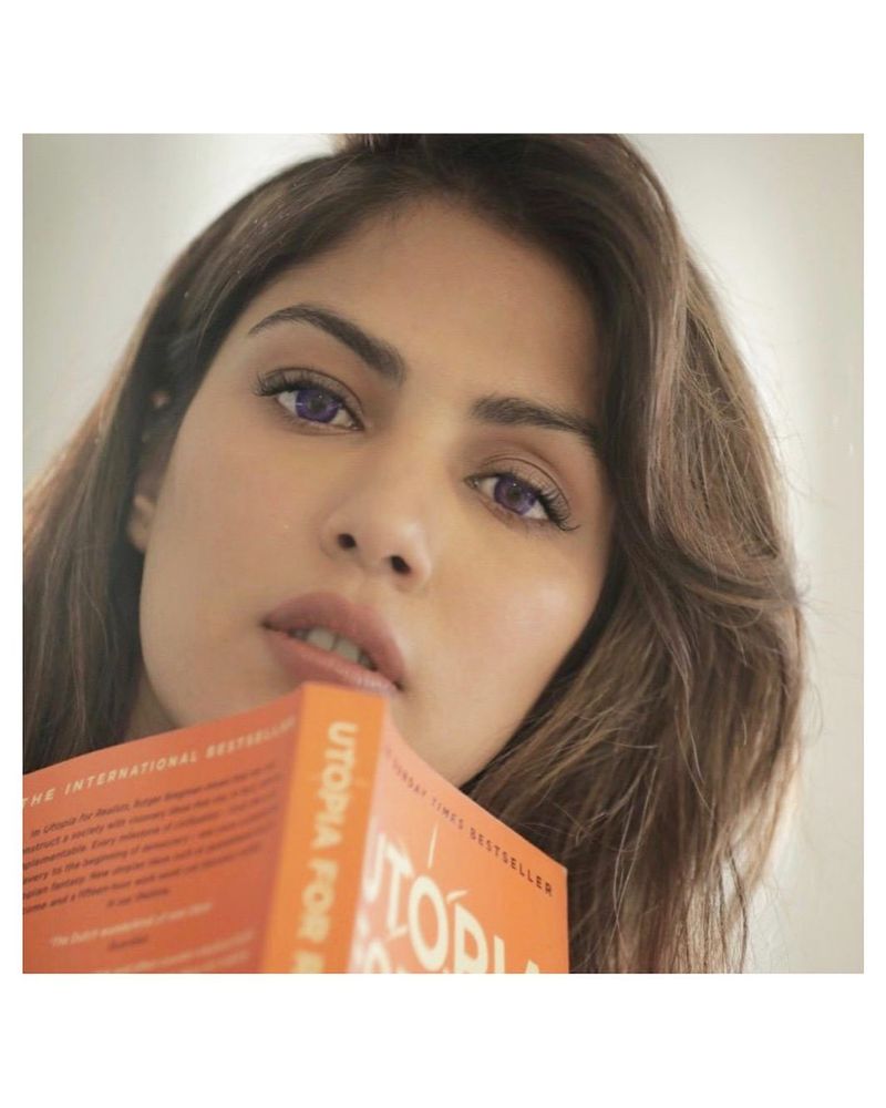 Rhea chakrabatry