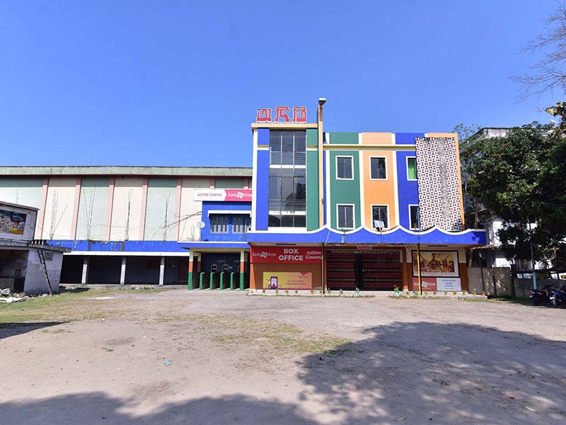সামাজিক অনুষ্ঠান, খেলাধূলা, বিনোদন, সাংস্কৃতিক অনুষ্ঠান সহ যে কোনও ধরণের জমায়েত বন্ধ থাকবে।