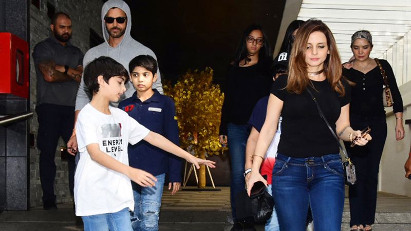 Hrithik Roshan Ex Wife Sussanne Khan Back To Home For Care Their Kids During Corona lockdown KPJ